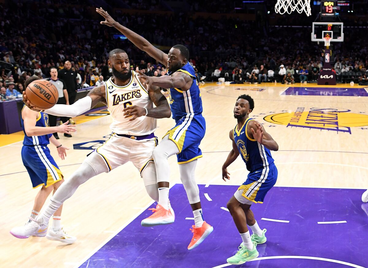 Bola ao Ar – s4e59 – Lakers encostam campeões às cordas