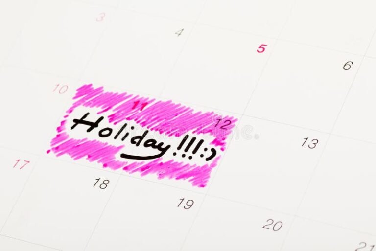 calendario marcado com feriado destacado colorido