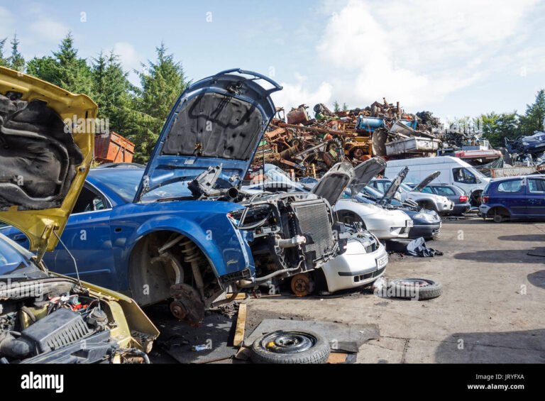 Sou Obrigado a Pagar Peças Originais Após Bater em um Carro 12 carro batido com pecas automotivas originais